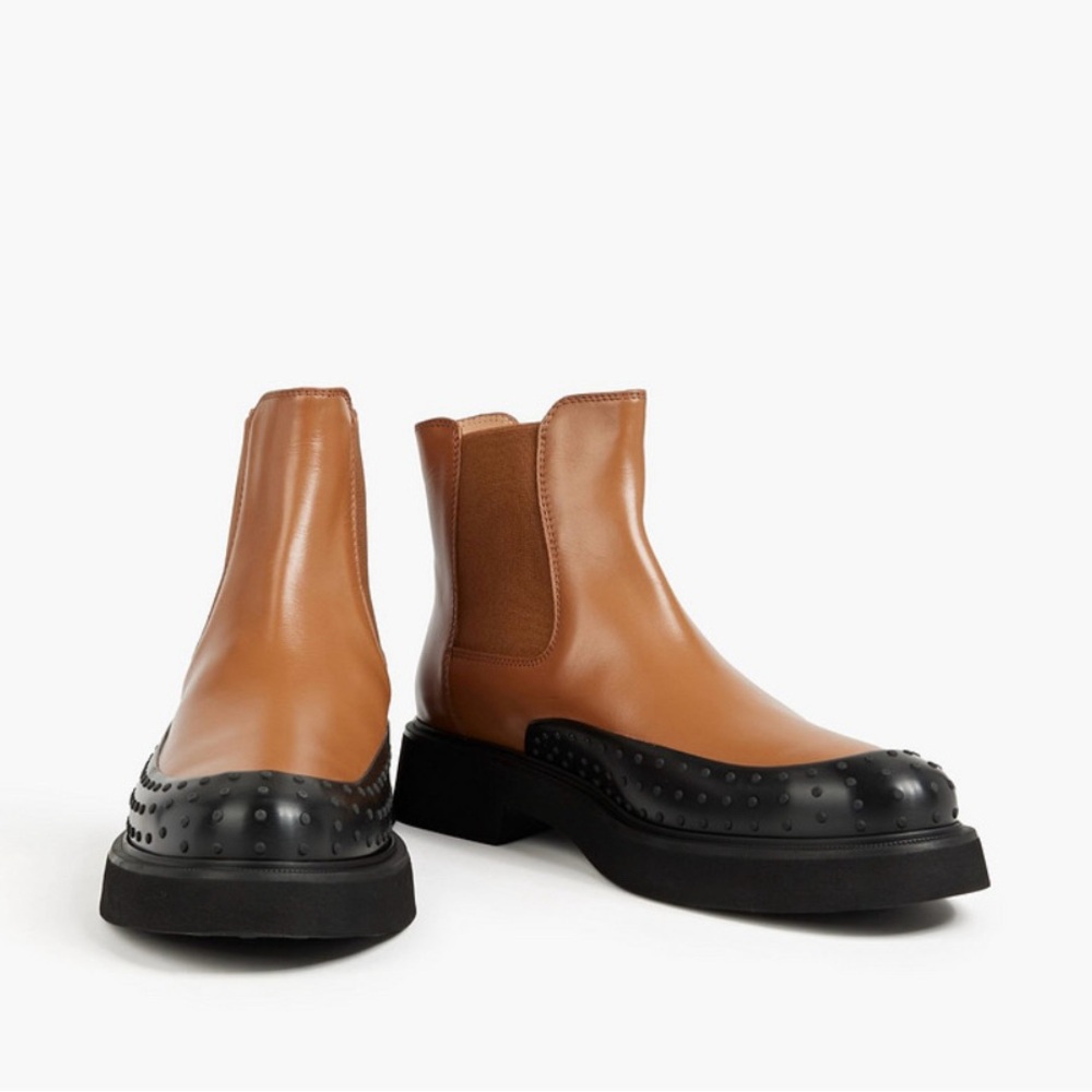 Tod's Leather Chelsea Boots| Condition: Excellent Used| Size: 9.5 Women